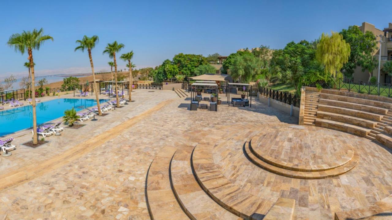 By Ihg Resort
