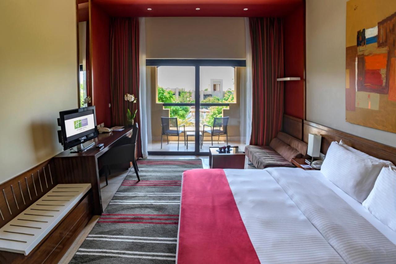 Resort By Ihg 5*