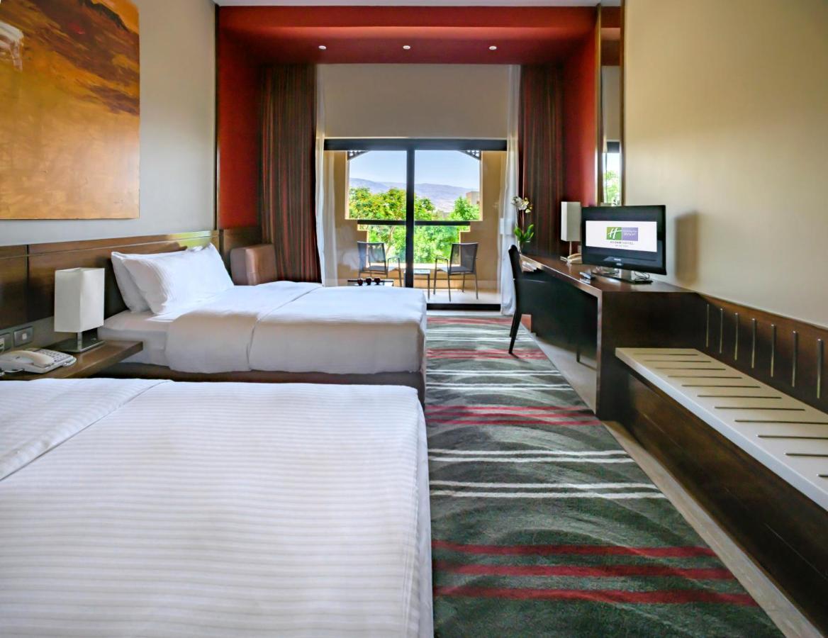 By Ihg 5*